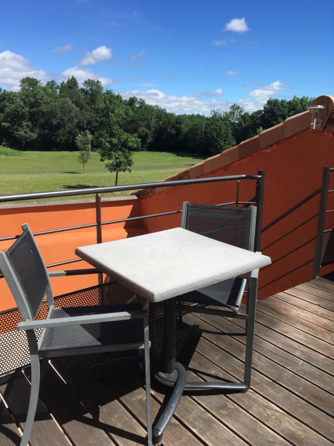 Domaine Des Jardins De La Saone Hotel Tournus Exterior foto